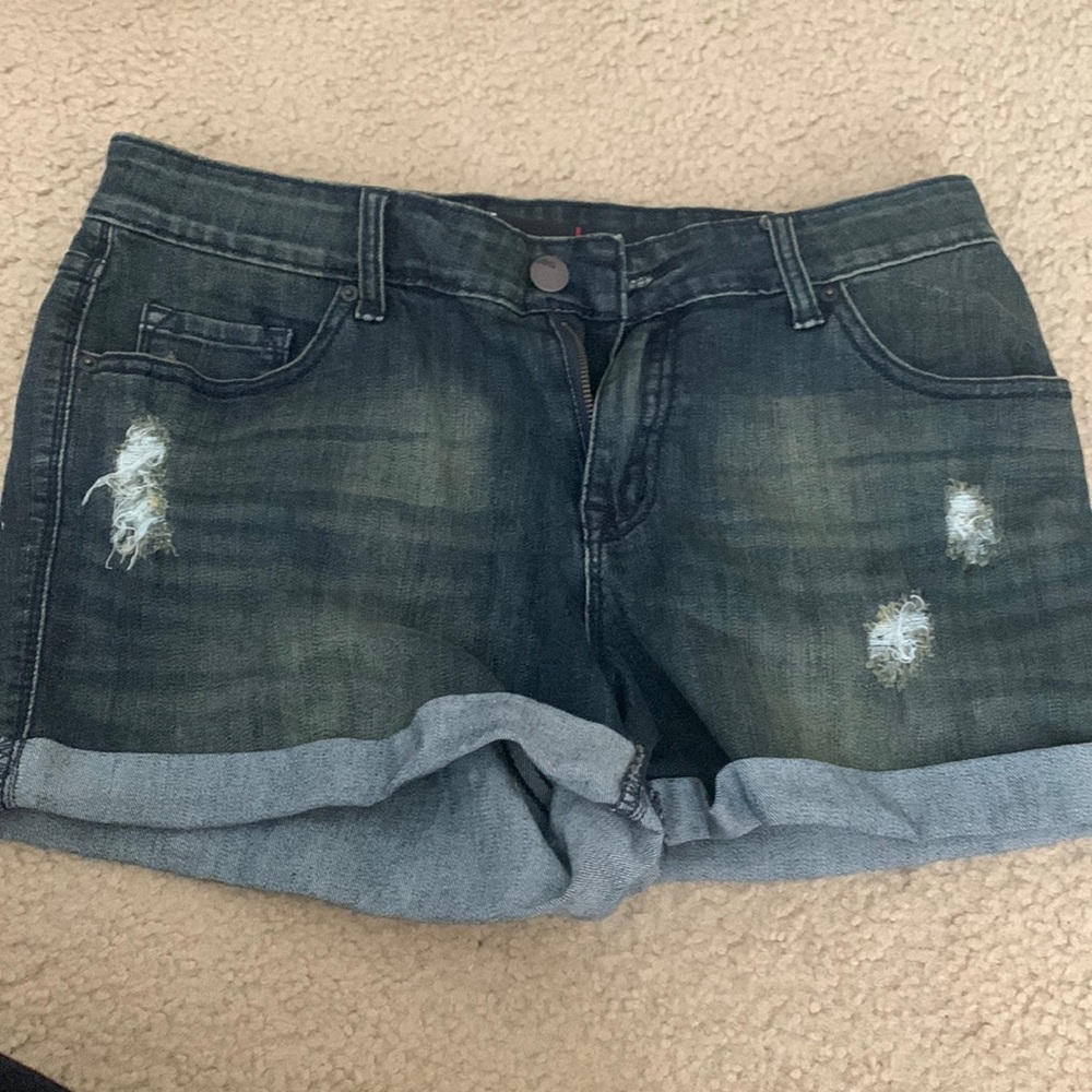 Denim distressed shorts